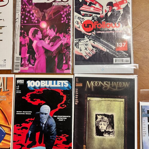 Lot of 10 DC/Vertigo comics Lucifer, Unfollow, Terminal City, 100 Bullets, Moons - Picture 3 of 6